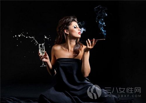 女性抽烟有哪些危害