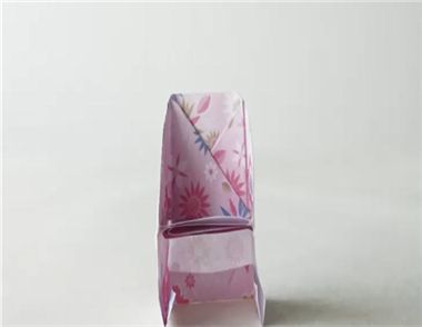 手工折纸 餐椅的折纸步骤有哪些