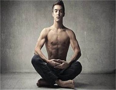 男生做瑜伽能减肥吗 练瑜伽的注意事项