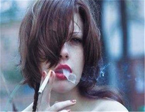 女性如何降低抽烟的危害 降低抽烟危害的技巧有哪些