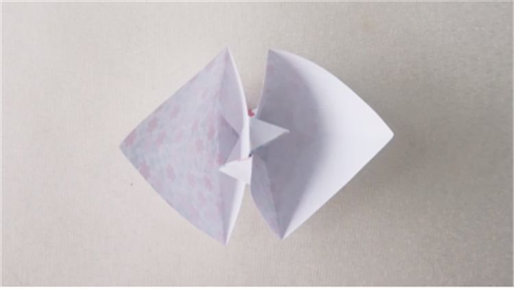 简易折纸 收纳盒折纸步骤