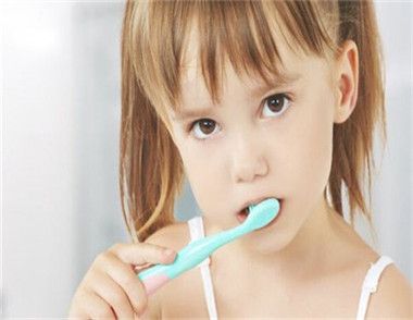 怎么正确的刷牙 刷牙出血是什么原因