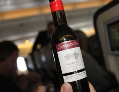 紅酒能帶上飛機嗎 飛機能攜帶紅酒嗎