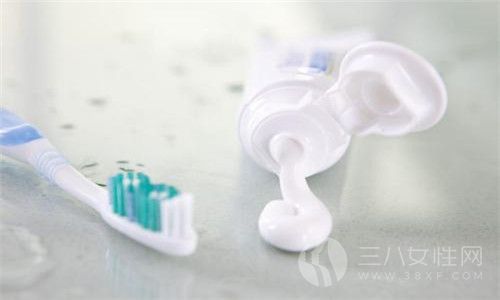 牙膏过期了还能使用吗 