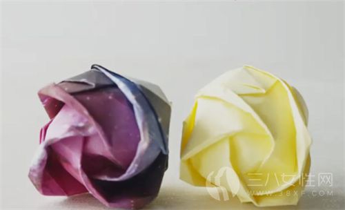 玫瑰花折紙 玫瑰花的折紙教程