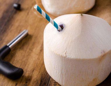 青椰子怎麼打開喝汁 青椰子怎麼吃