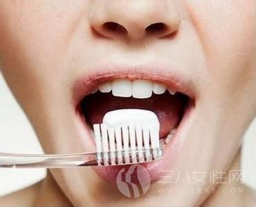 為什麼經常刷牙還牙黃123.jpg