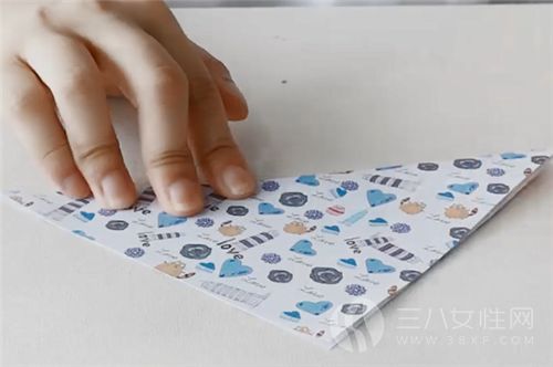 手工折纸教程 两只小鸭子的折纸教程