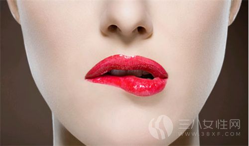 怎麼健康的使用口紅怎麼健康的使用口紅.png