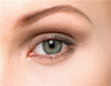 眼角細紋怎麼去除 眼角細紋和皺紋的區別是什麼