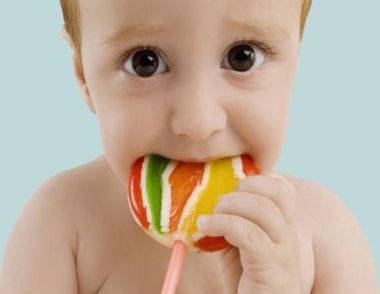 为什么小孩子喜欢吃糖 孩子喜欢吃糖怎么办