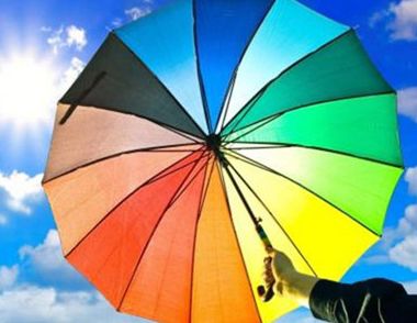 太陽傘如何選 雨傘可以擋太陽嗎