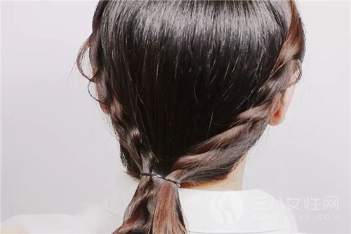韩式缠绕辫的编发