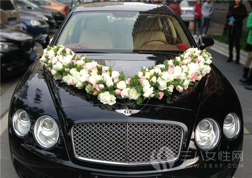 婚车鲜花装饰一般多少钱.jpg