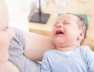 為什麼寶寶晚上不睡覺 可能是這些原因導致的