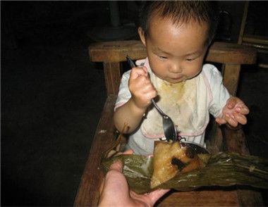寶寶可以吃粽子嗎 寶寶吃粽子有哪些危險
