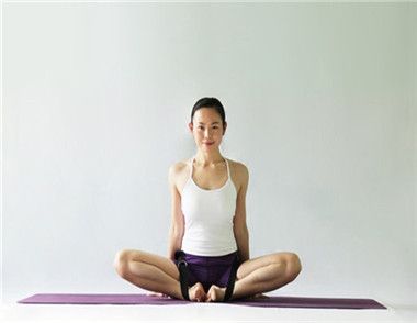 女性生理期可以练习瑜伽吗 生理期练习瑜伽要注意些什么