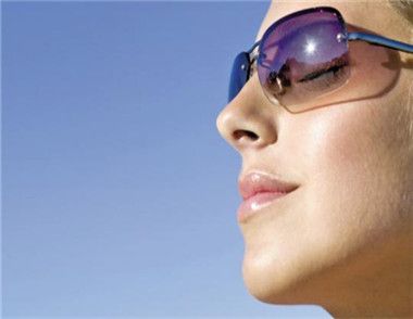 長時間戴太陽鏡會傷害眼睛嗎 ​太陽鏡選擇什麼材質的好