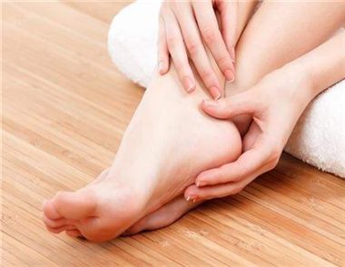 夏天腳氣嚴重怎麼辦 夏天怎麼預防腳氣