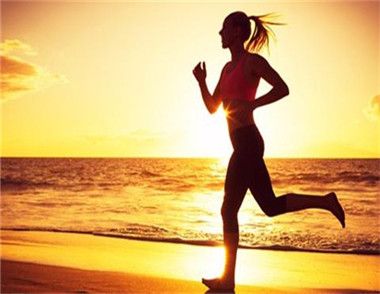 夏天跑步减肥效果好吗 夏天什么时候跑步减肥效果好