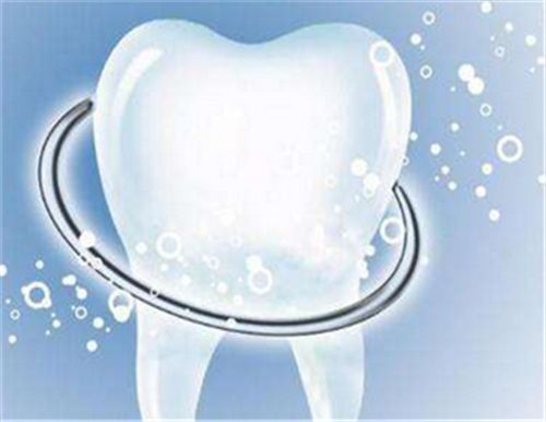 洗牙的危害有哪些 洗牙能讓牙齒變白嗎