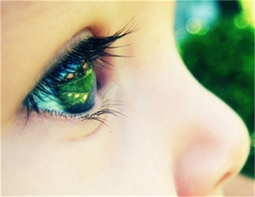 ​眼睛幹燥症的症狀有哪些 眼睛幹燥症是什麼原因造成的