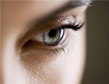為什麼眼睛會出現幹澀問題 如何緩解眼睛幹澀