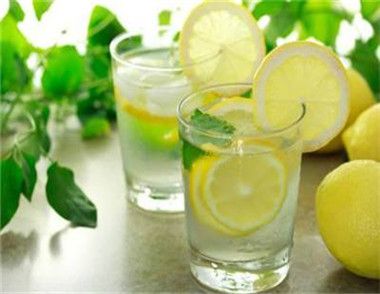 柠檬水喝多了好吗 饮用柠檬水需要知道这四点