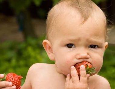 寶寶夏天吃什麼水果好 夏天寶寶吃水果注意事項