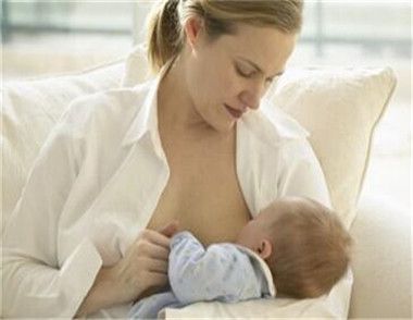媽媽感冒了可以給寶寶喂奶嗎 哺乳期感冒喂奶注意事項
