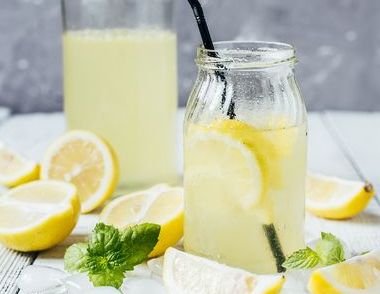 喝檸檬水有什麼好處 檸檬水喝多了有什麼危害