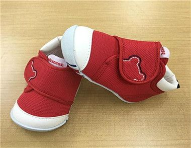 寶寶的學步鞋怎麼選 選寶寶學步鞋要注意些什麼
