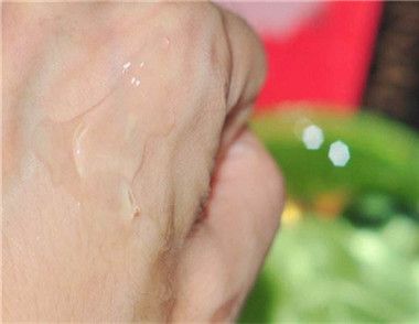 使用芦荟胶祛痘的有效方法要怎么做 油性皮肤可以使用芦荟胶吗