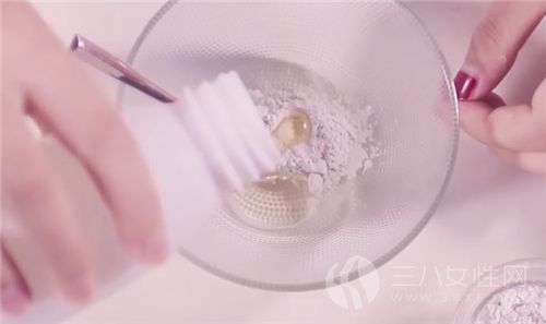 珍珠粉麵膜的具體製作步驟四.png