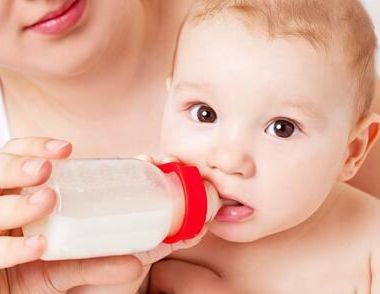 宝宝什么时候断奶比较好 怎样给宝宝断奶