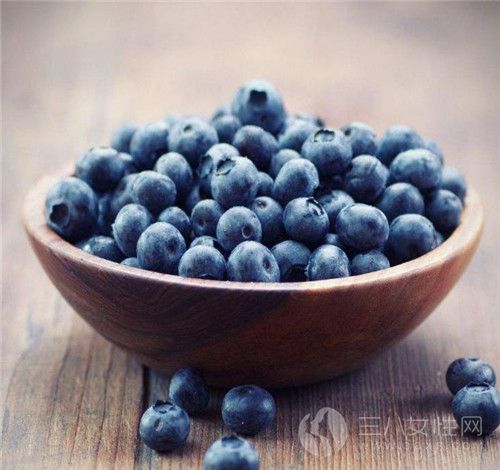 蓝莓的功效与作用 蓝莓不适合哪些人吃1.jpg