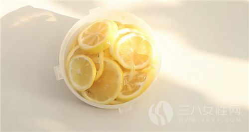柠檬蜂蜜水的具体制作步骤五.png