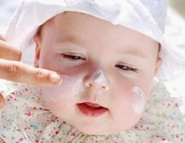 寶寶需要用護膚品嗎 寶寶適合用什麼護膚品