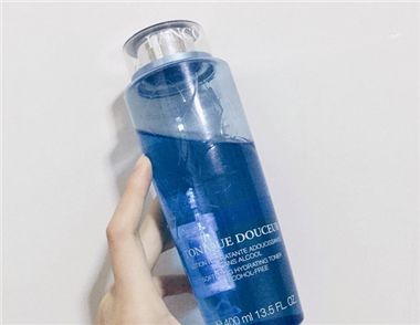 蘭蔻藍水怎麼樣 蘭蔻藍水適合油性膚質嗎