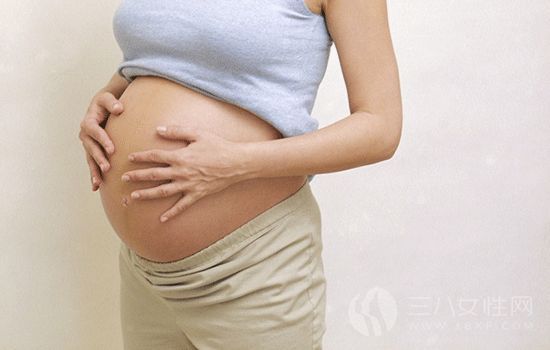 孕妇能经常摸肚子吗.jpg