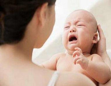 婴儿高烧有哪些症状 婴儿高烧不退怎么办