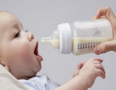 寶寶不喝奶粉怎麼辦 寶寶不喝奶粉是什麼原因