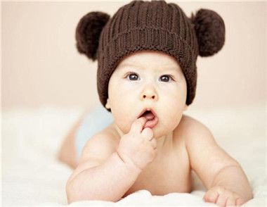 嬰兒什麼時候吃魚肝油 嬰兒吃魚肝油要注意什麼