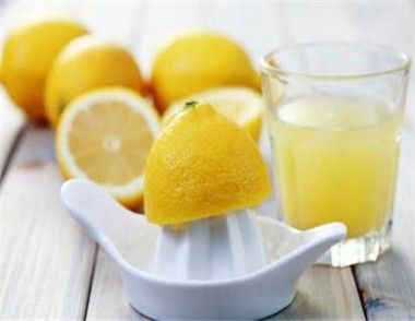 泡檸檬水能不能用熱水泡 泡檸檬水有哪些技巧