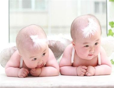 怀双胞胎有什么症状 怀双胞胎多久能查出来