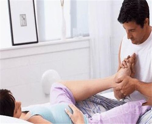孕妇小腿酸痛是怎么回事 孕妇小腿酸疼怎么办1.jpg
