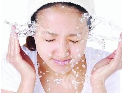 用淘米水洗脸的需要注意什么