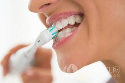 电动牙刷的正确使用方法是什么