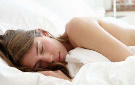 女性裸睡会得妇科病吗