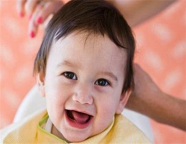 寶寶頭發長的慢是什麼原因 寶寶頭發長的慢怎麼辦